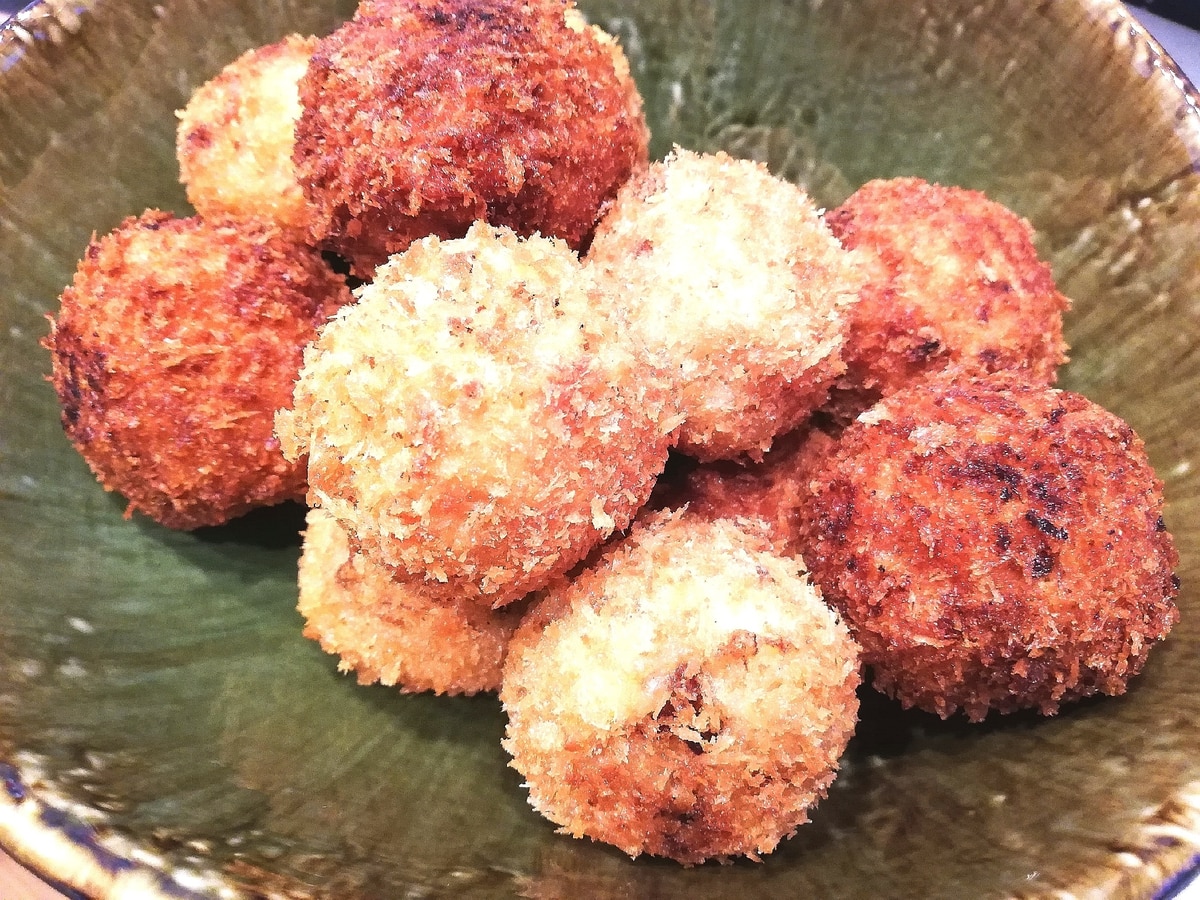 リメイク料理 カレーライスコロッケ レシピ 作り方 By ふもふもたろう 楽天レシピ リメイク料理 カレーライスコロッケ レシピ 作り方 By ふもふもたろう 楽天レシピ